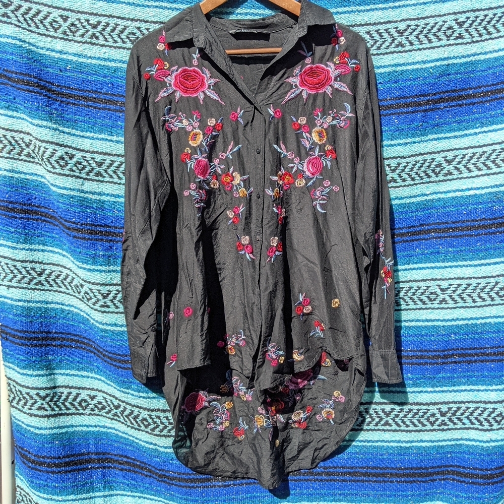 Black Floral Embroidered Tunic